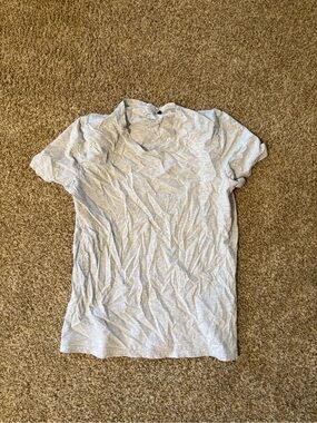 Light Gray V-Neck Short Sleeve Shirt - Unbranded